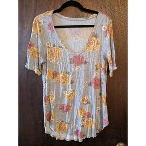 4/$12 Maurices Large Floral Shirt